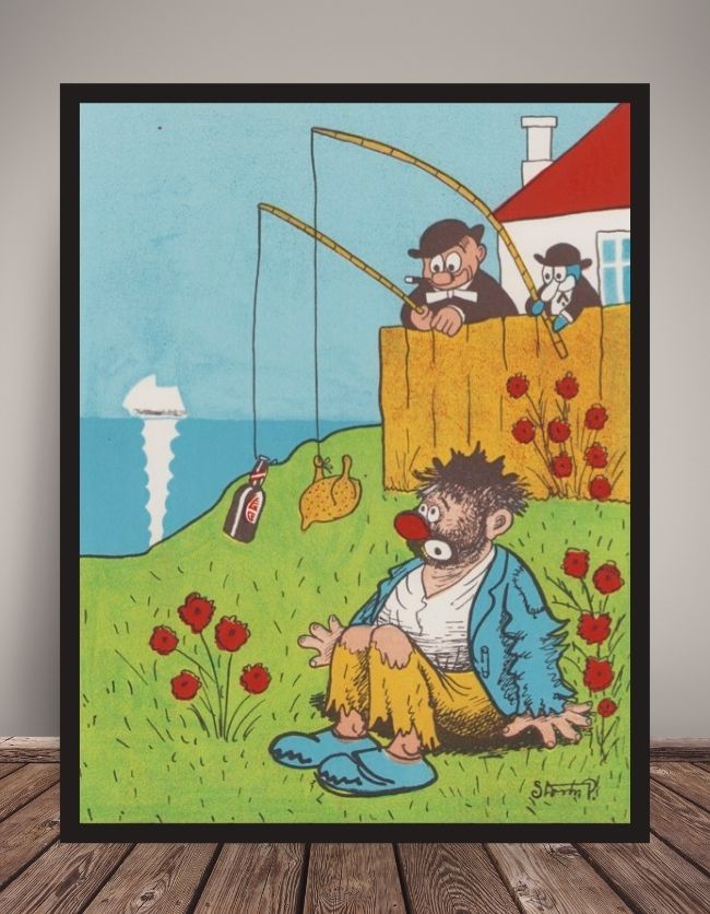 Dette er en vintage plakat af storm på. Plakaten er grøn og blå. Peter og ring fisker med killing og en flaske foran en vagabond. Derudover er plakaten sat i en ramme